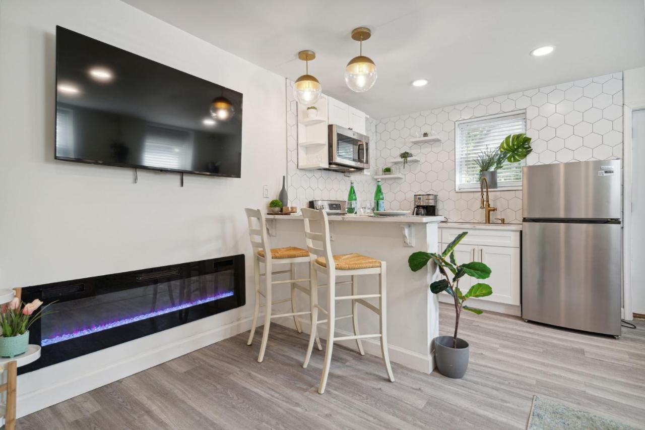 Апартаменты Luxurious 2Bd, Fireplace, Family Friendly, Central Филадельфия Экстерьер фото